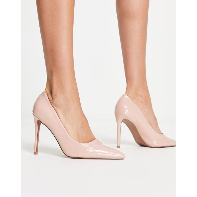 Beige store patent heels