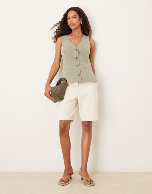 ASOS DESIGN peplum waistcoat in khaki, 2 of 4
