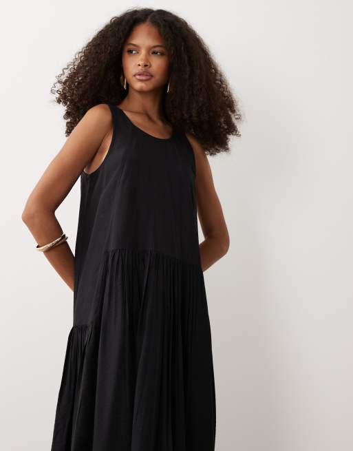 ASOS DESIGN performance fabric scoop neck tiered maxi dress in black, 2 of 4