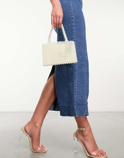 ASOS DESIGN - Perlebesat kugletaske med håndtag øverst i elfenbenshvid