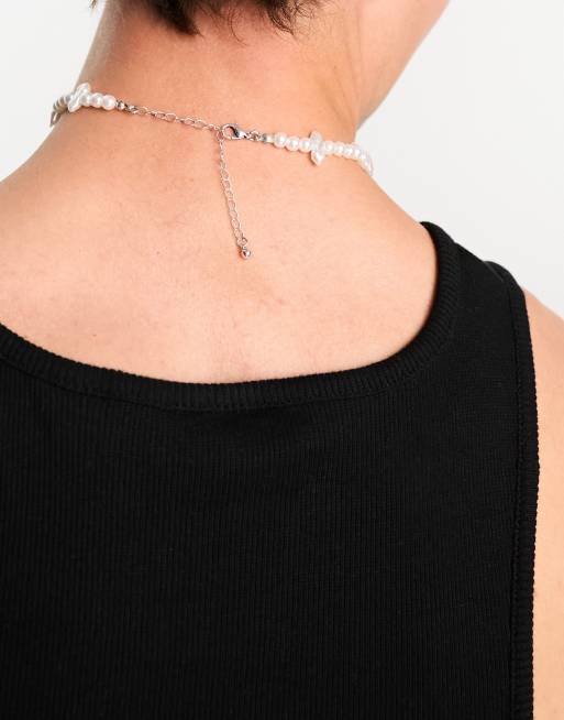 ASOS DESIGN - Perlehalskæde med imiteret perle og stort korsvedhæng, 2 af 4