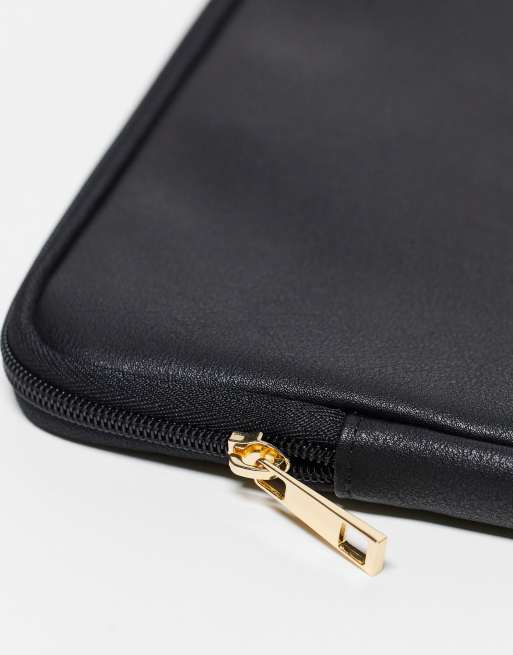 ASOS DESIGN – Personalisierte Laptop-Hülle in Schwarz mit Initiale