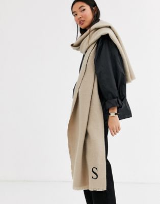 ASOS DESIGN – Personalisierter Schal mit Initiale S-Rosa