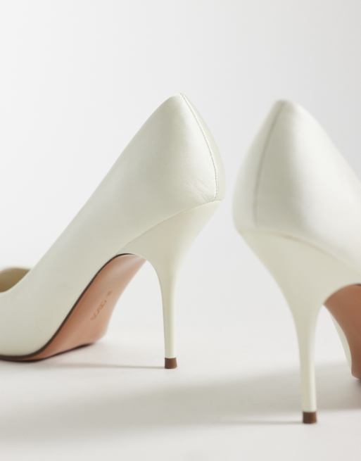 ASOS DESIGN - Perth - Puntige pumps met hoge stilettohak in ivoorwit satijn, 4 van 4