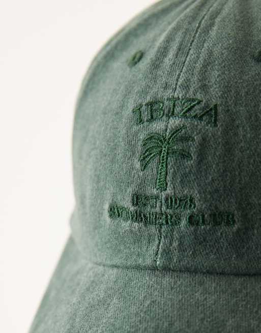 ASOS DESIGN - Pet met geborduurde Ibiza-slogan in groen met wassing, 2 van 3