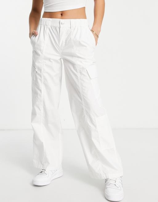 ASOS DESIGN Petite 00s low rise cargo pants in white ASOS