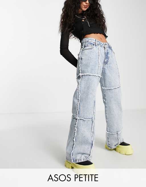 ASOS DESIGN Petite - Afslappede dad-jeans med flosset patchwork i bomuldsblanding - LBLUE