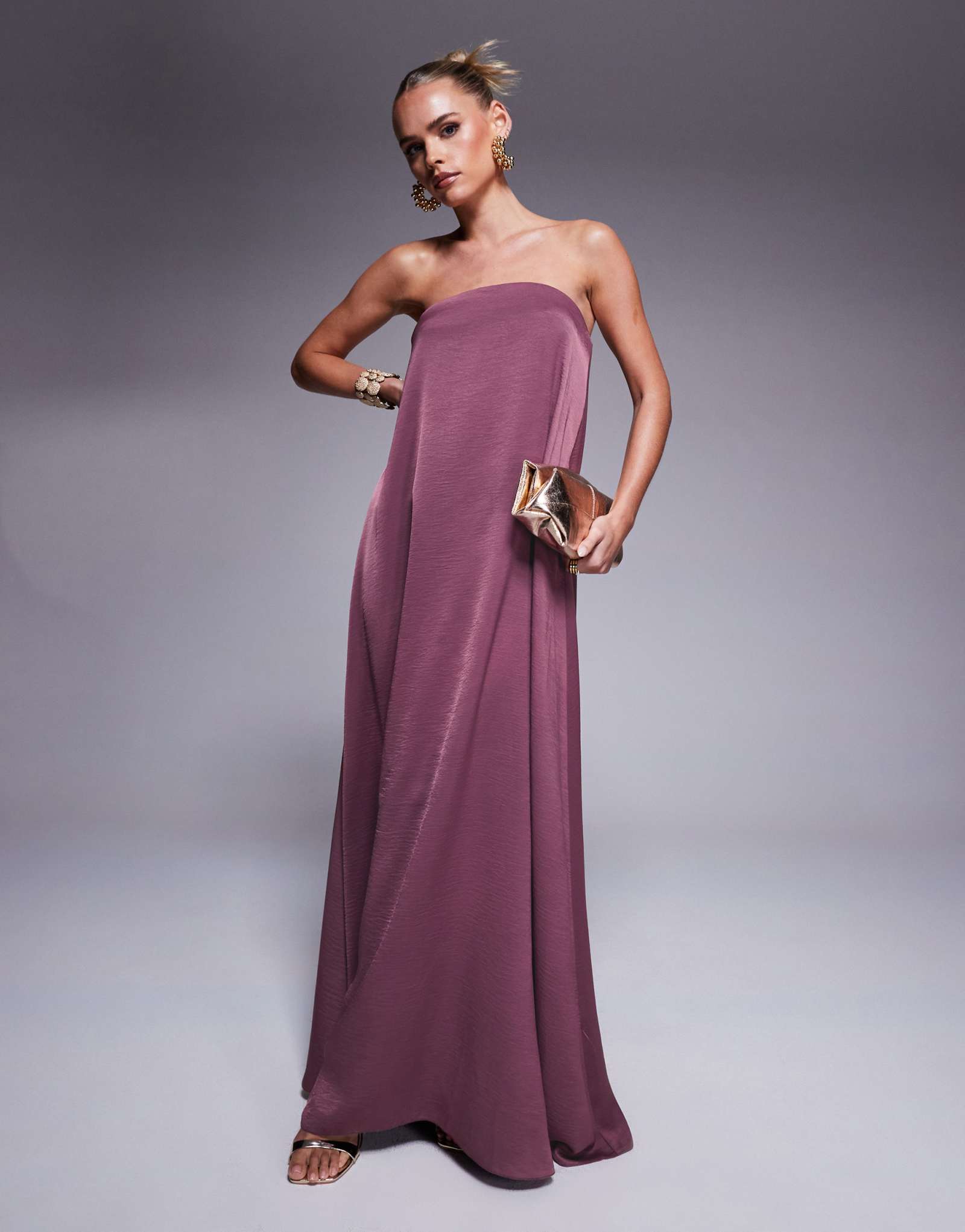 ДИЗАЙНЕРСКОЕ атласное макси-платье-трапеция Petite bandeau от ASOS темно-лилового цвета