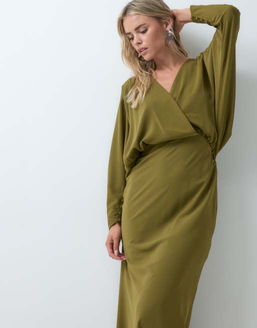 ASOS DESIGN Petite batwing wrap maxi dress in green, 2 of 5