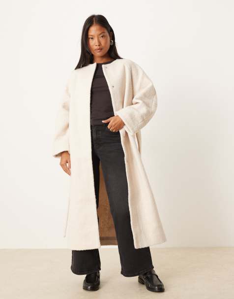 ASOS DESIGN Petite - Beige formel longline-frakke uden krave i bouclé - view 1