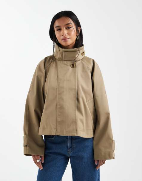 ASOS DESIGN Petite – Beige, kort trenchcoat med capedetalj - view 1