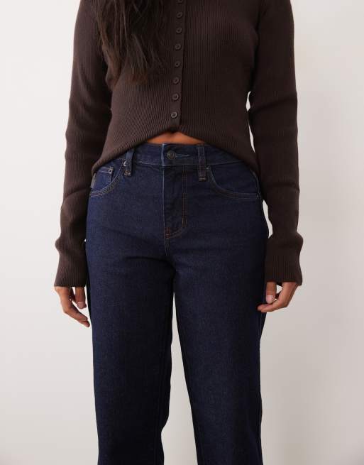 ASOS DESIGN Petite bekväma stretchjeans med raka ben i mörk tvätt, 4 av 5