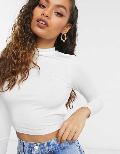 ASOS DESIGN Petite – Biały top z golfem i odkrytymi plecami, 3 z 4