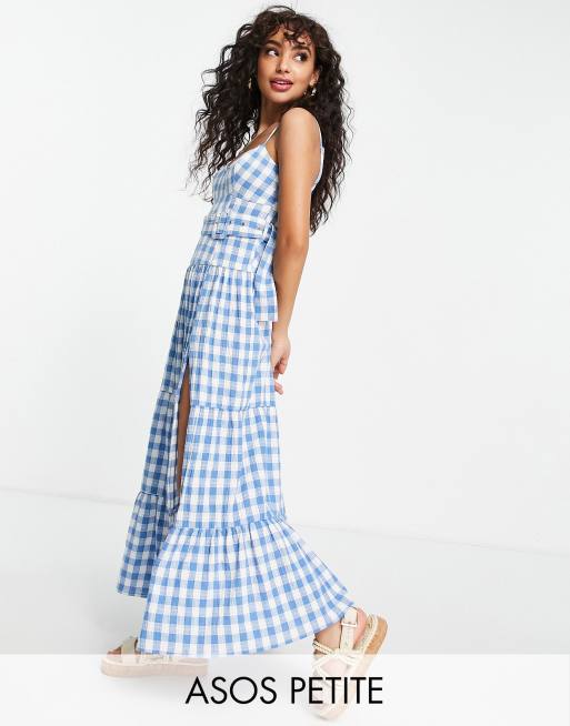 ASOS DESIGN Petite – Blå, ginghamrutiga, panelsydd sommarklänning i maxilängd med skärp