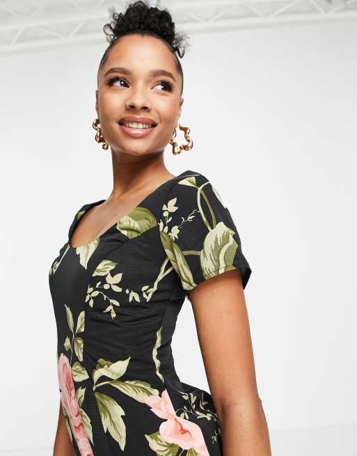 ASOS DESIGN Petite – Blommig miniklänning med korta ärmar och slits, 4 av 4