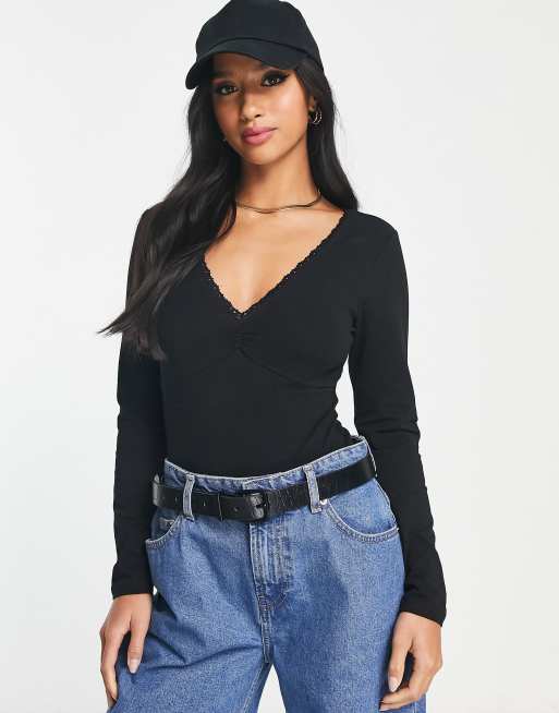 ASOS DESIGN Petite - Body a maniche lunghe con scollo a V e finiture in pizzo nero , 4 di 4