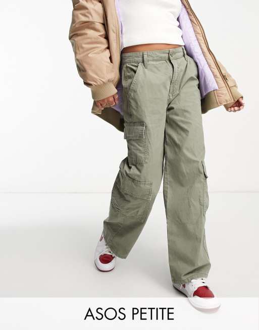 ASOS DESIGN Petite – Bojówki oversize z kieszeniami w kolorze khaki