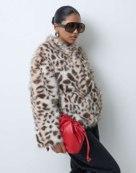 ASOS DESIGN Petite bomber con zip in pelliccia sintetica e stampa ghepardo - view 1