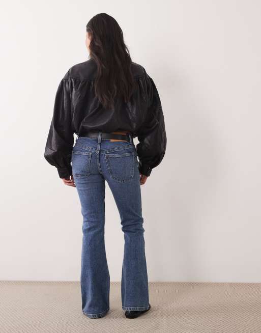 ASOS DESIGN petite bootcut flare jean in mid wash blue, 3 of 5
