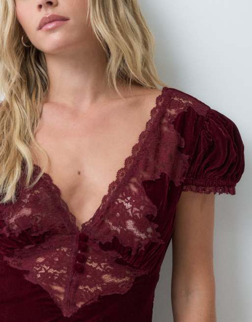ASOS DESIGN Petite bordeaux velour minikjole med blondekanter, 5 af 5
