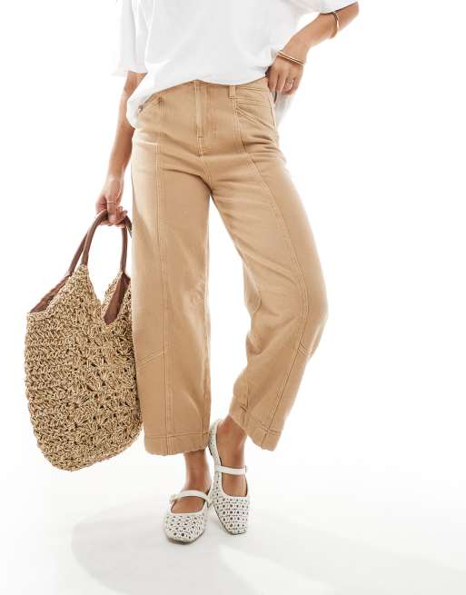 ASOS DESIGN Petite - Broek met naden en wijde ronde pijpen in zandkleur