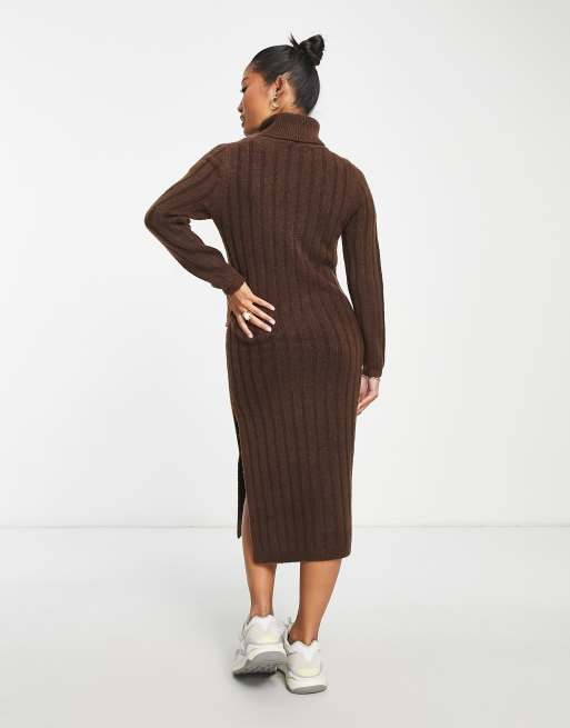 ASOS DESIGN Petite – Brun, stickad midiklänning med polokrage , 2 av 4