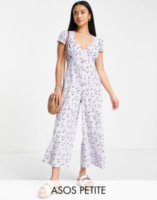 ASOS DESIGN Petite bubble crepe cap sleeve tea button front jumpsuit in lilac ditsy - ASOS Price Checker