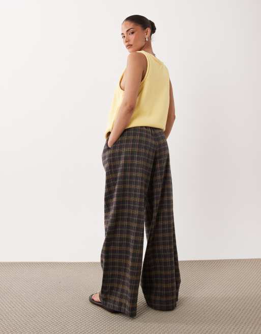 ASOS DESIGN Petite bukser med vasket tern i brun tern, 5 af 5