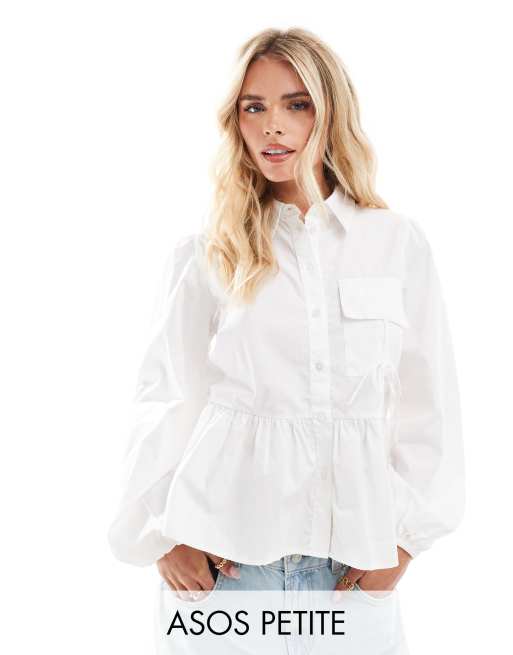 ASOS DESIGN Petite - Camicia grembiule bianca in popeline di cotone con tasche con laccetti