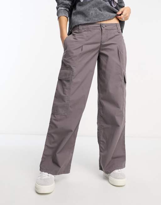 ASOS DESIGN Petite - Cargobroek met lage taille in grijs