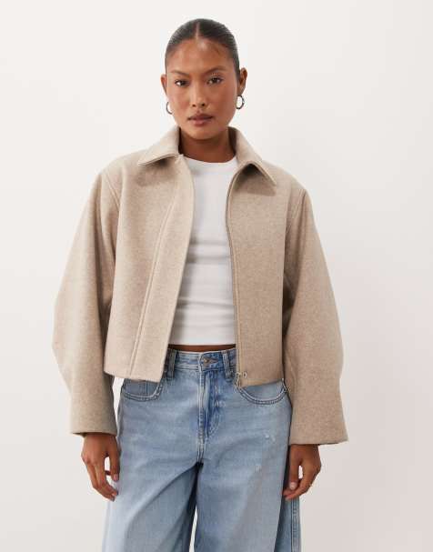 ASOS DESIGN Petite - chaqueta corta formal con cuello en color mushroom - view 1