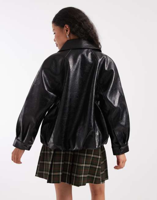 ASOS DESIGN Petite - Chokoladebrun oversized bomber-jakke i læderlook, 3 af 4