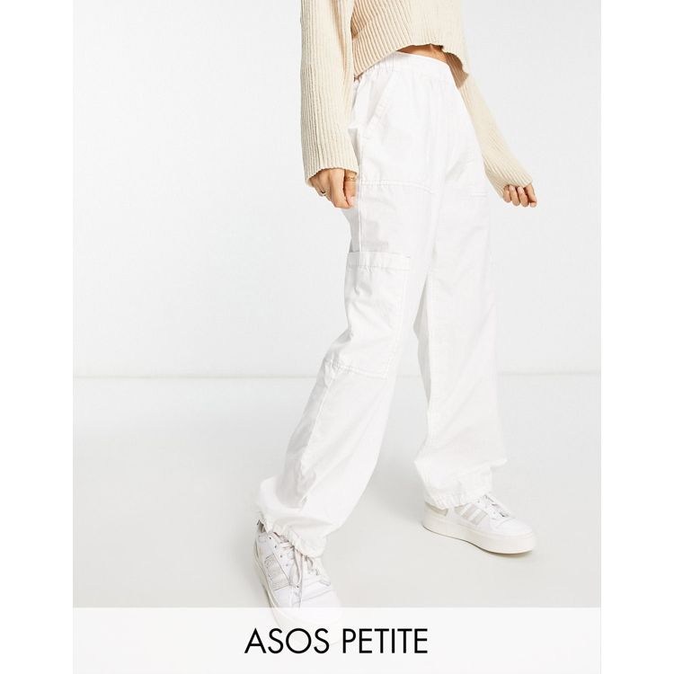 ASOS DESIGN clean pull on cargo pants in Sage