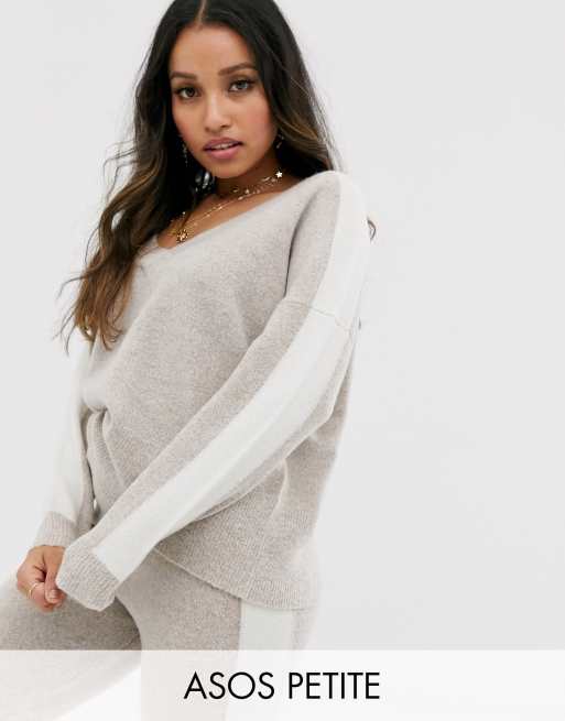 ASOS DESIGN Petite co-ord knitted jumper & joggers with tipping, 2 of 3