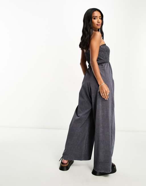 ASOS DESIGN Petite - Combinaison bandeau froncée en jersey - Noir délavé, 3 de 4