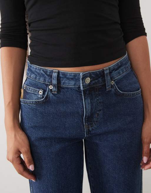 ASOS DESIGN Petite comfort stretch straight leg jean in mid blue, 3 of 5