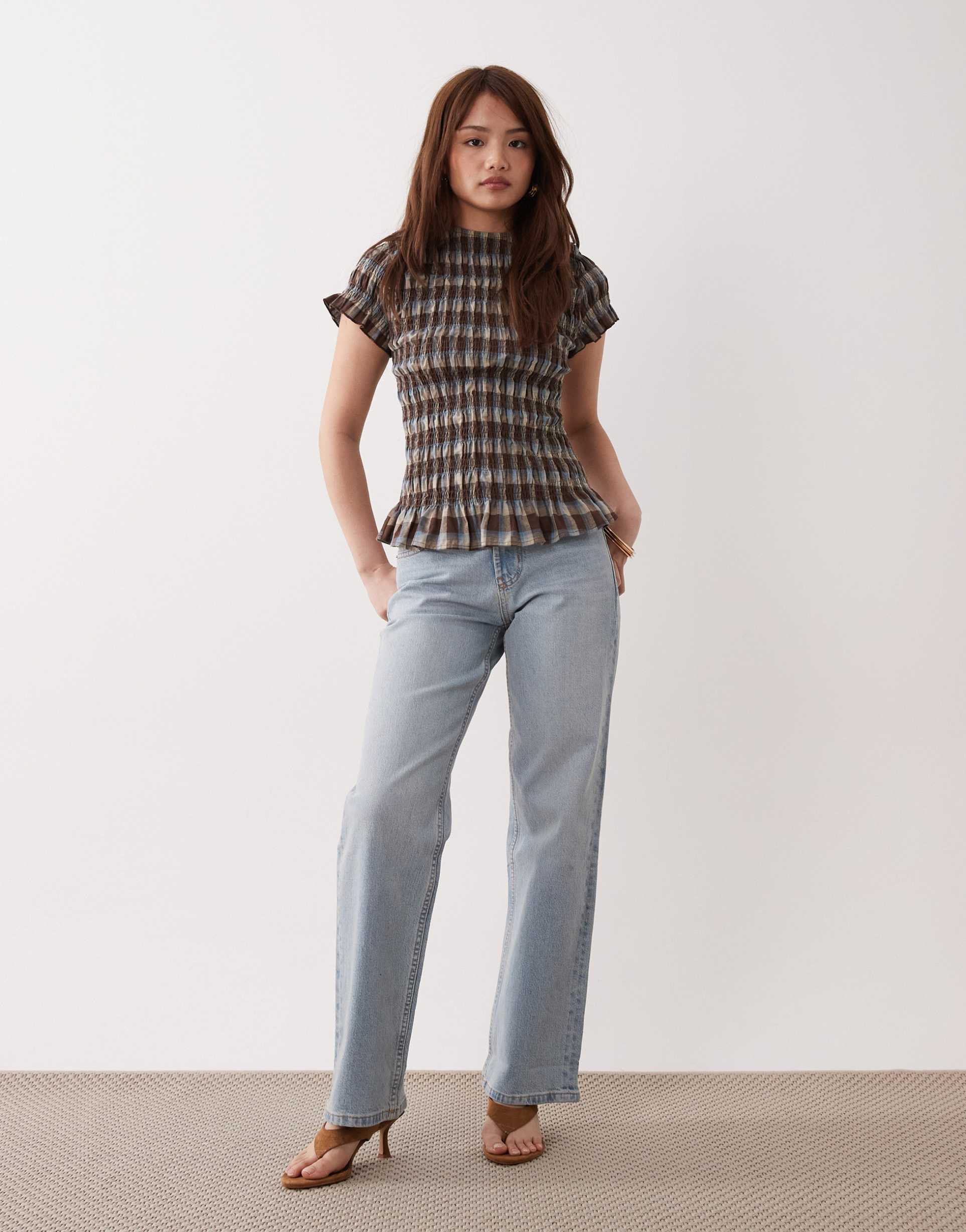 asos design petite comfort stretch straight leg jeans in lightwash