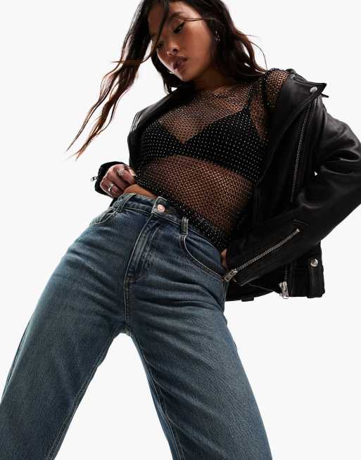 ASOS DESIGN Petite - Comfortabele slim-fit mom jeans in middenblauw, 4 van 5