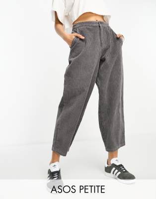 ASOS DESIGN Petite - Cordhose in Grau mit weitem Beinschnitt