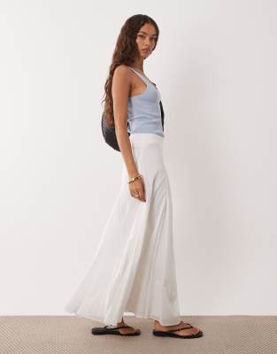 ASOS DESIGN Petite cotton godet maxi skirt in white white 10590₽