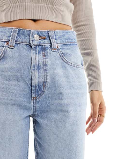 ASOS DESIGN Petite - Dad jeans met wijde pijpen in blauwe wassing, 5 van 5