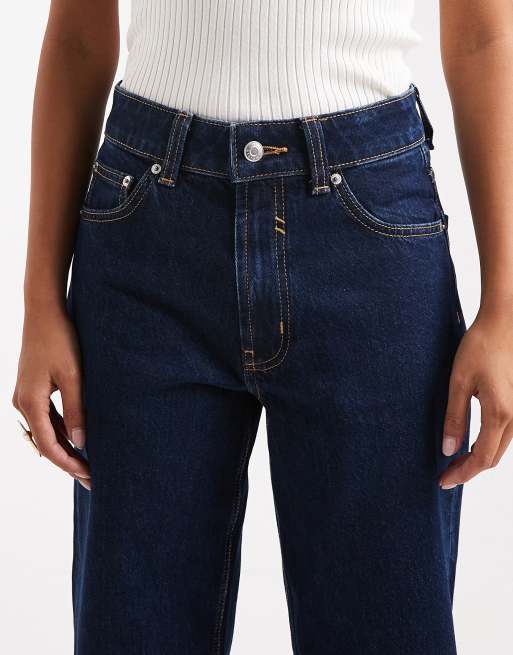 ASOS DESIGN Petite – Dad-Jeans mit weitem Bein in Rinse-Waschung, 4 von 5