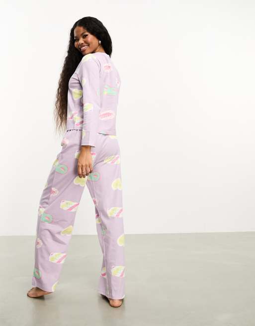 ASOS DESIGN Petite daydream long sleeve top & pants pyjama set in lilac, 4 of 4