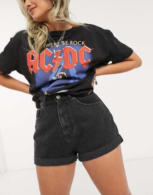 ASOS DESIGN Petite denim high rise vintage fit short in black, 3 of 4