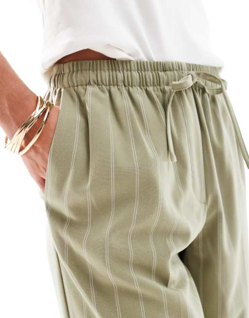 ASOS DESIGN Petite – Dopasowane wciągane spodnie w kolorze khaki w paski, 3 z 5