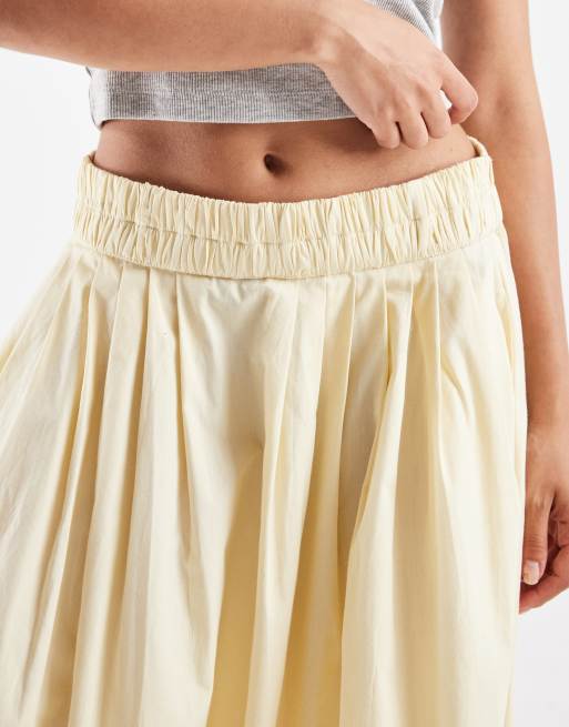 ASOS DESIGN Petite elasticated waist volume midi skirt in buttermilk, 4 of 5