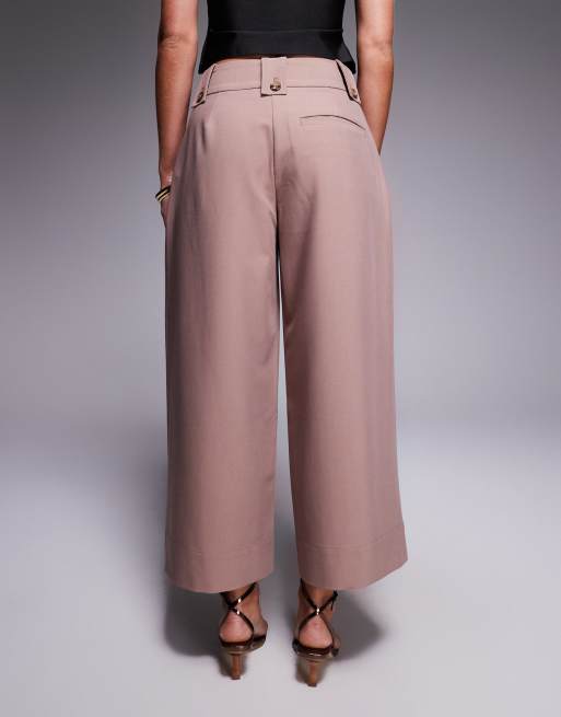 ASOS DESIGN Petite - Elegante enkellange broek met lusjes in de taille in lichtbruin, 2 van 5