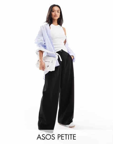 ASOS DESIGN Petite - Elegante ruimvallende broek met rechte pijpen in zwart - view 1