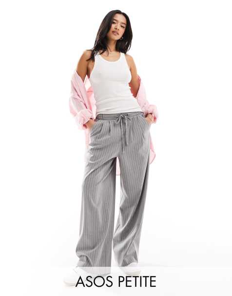 ASOS DESIGN Petite – Elegante Schlupfhose in Grau mit Nadelstreifen - view 1