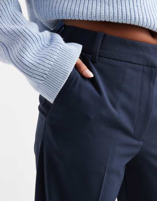 ASOS DESIGN Petite – Elegante, schmal geschnittene Hose in Marineblau mit geradem Schnitt, 3 von 5